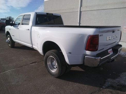 New 2026 RAM 3500 Laramie w/ Towing Technology Group image 7