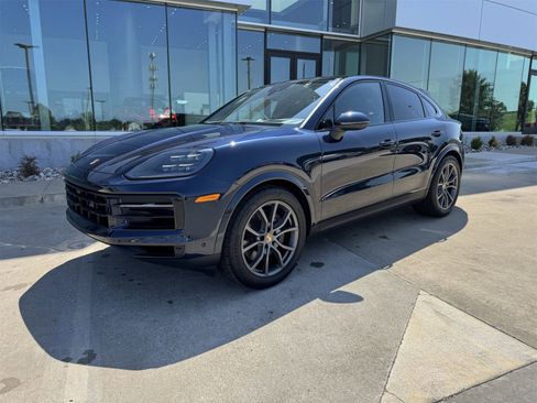 New 2025 Porsche Cayenne Coupe image 1