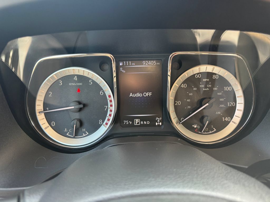 Used 2018 Nissan Titan Platinum Reserve AWD/4WD image 26
