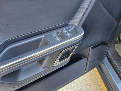 Used 2022 Rivian R1T Launch Edition image 16