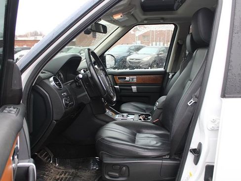 Used 2014 Land Rover LR4 HSE image 12