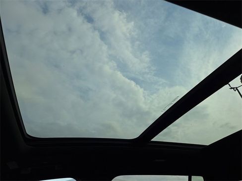 New 2026 Chevrolet Traverse Z71 w/ Driver Confidence Package image 26