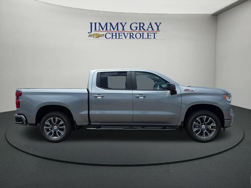 New 2026 Chevrolet Silverado 1500 RST w/ Convenience Package II AWD/4WD image 6