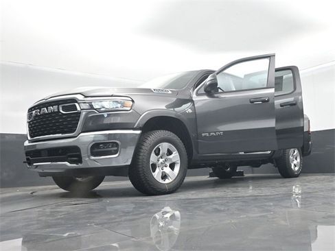 New 2026 RAM 1500 4x4 Crew Cab image 65