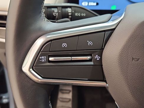 Used 2024 Honda Prologue Touring image 13