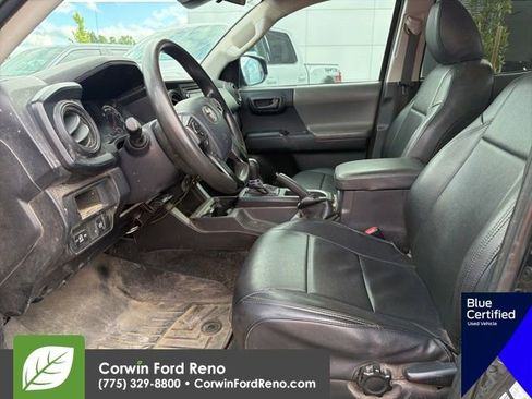 Used 2018 Toyota Tacoma SR AWD/4WD image 11
