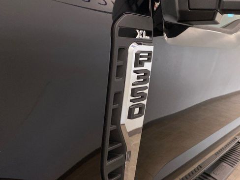 New 2025 Ford F350 XL w/ XL Chrome Package image 8