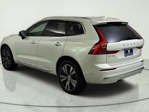 Used 2023 Volvo XC60 B5 Ultimate FWD image 5