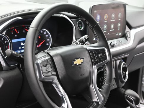 Used 2024 Chevrolet Blazer LT w/ Midnight/Sport Edition FWD image 13