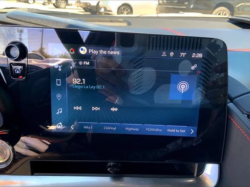 Used 2025 Chevrolet Corvette Stingray Coupe w/ 1LT image 32