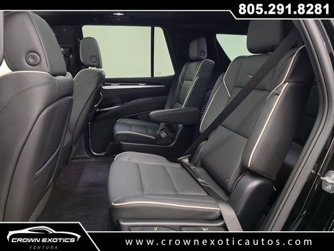 Used 2026 Cadillac Escalade Luxury AWD/4WD image 25
