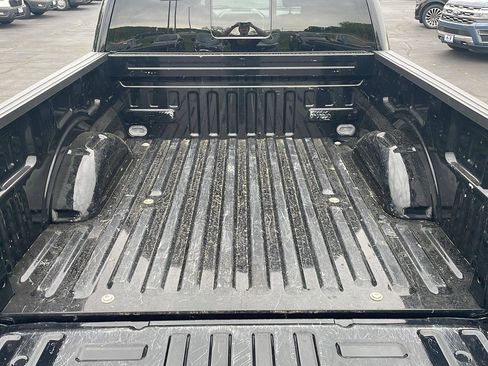Used 2019 Ford F150 XLT w/ Equipment Group 302A Luxury AWD/4WD image 6