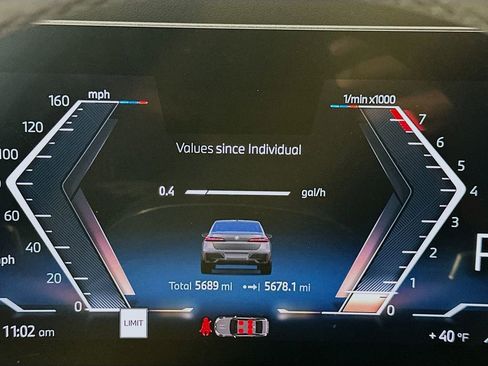 Certified 2025 BMW 740i 740i w/ Executive Package image 12