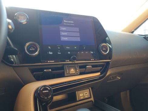 Used 2022 Lexus NX 250 FWD image 25