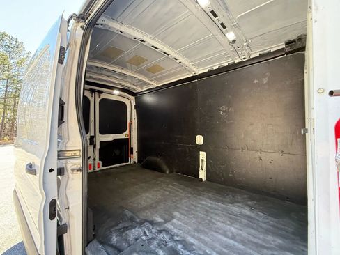 Used 2019 Ford Transit 150 148 Medium Roof image 36