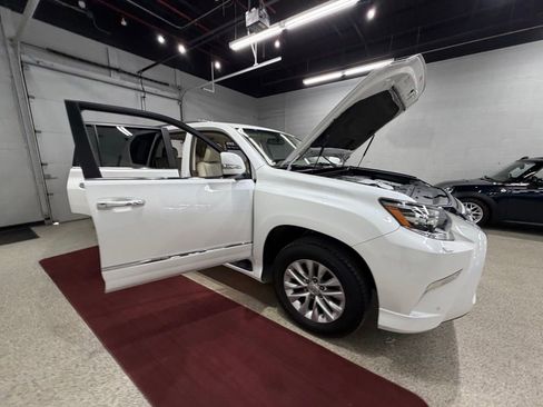 Used 2015 Lexus GX 460 w/ Premium Package image 64