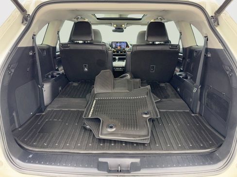 Used 2020 Toyota Highlander Platinum FWD image 50