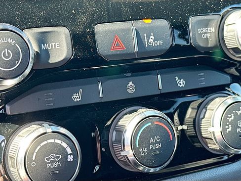 New 2026 RAM 1500 Big Horn w/ Night Edition AWD/4WD image 27