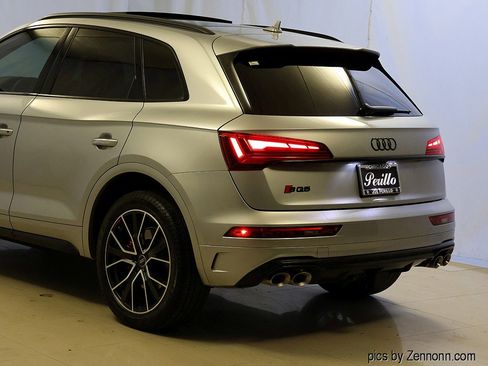 Used 2025 Audi SQ5 Premium Plus AWD/4WD image 8