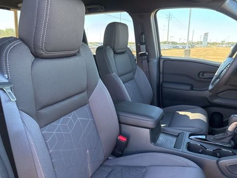 New 2026 Nissan Frontier SV image 21