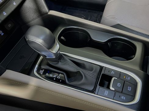 Used 2019 Hyundai Santa Fe Ultimate image 24