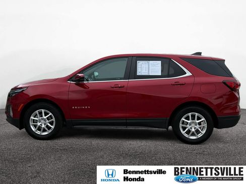 Used 2022 Chevrolet Equinox LT w/ LPO, Floor Liner Package image 2