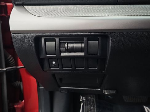 Used 2017 Subaru Outback 2.5i Premium image 26