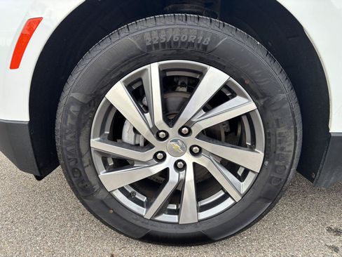 Used 2024 Chevrolet Equinox LT AWD/4WD image 7