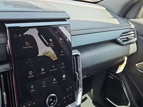 New 2026 GMC Acadia Elevation image 19