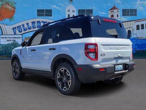 New 2026 Ford Bronco Sport Outer Banks w/ Outer Banks Tech Package+ AWD/4WD image 4
