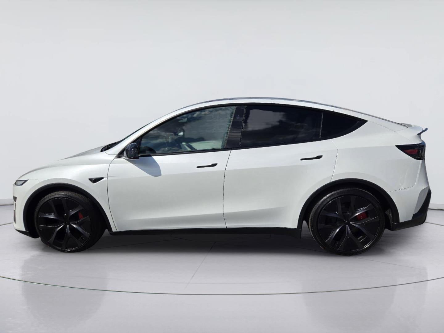 Used 2026 Tesla Model Y Performance AWD/4WD image 5
