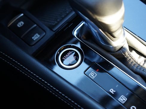 Used 2024 Nissan Kicks SR image 16