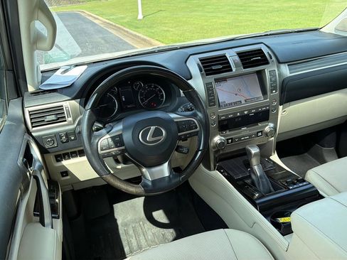 Used 2020 Lexus GX 460 Premium AWD/4WD image 19