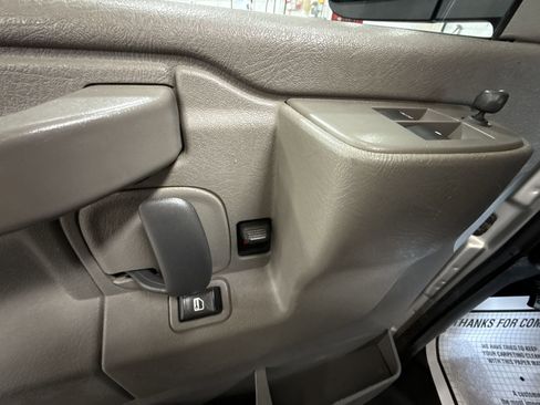 Used 2023 Chevrolet Express 2500 LS w/ Driver Convenience Package image 20
