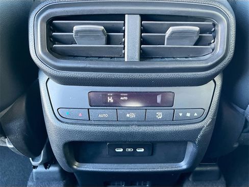 Used 2024 Honda Pilot EX-L image 24