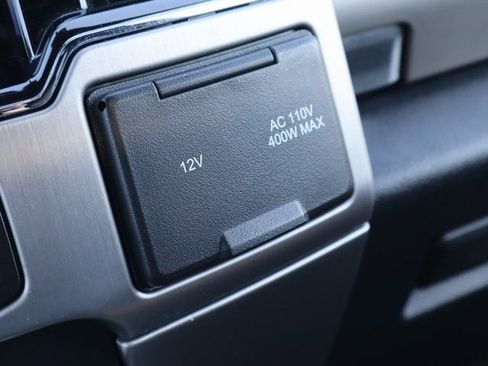 Used 2022 Ford F250 Platinum image 36