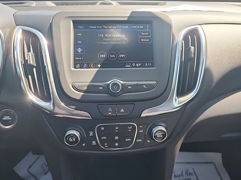 Used 2024 Chevrolet Equinox LT w/ LPO, Floor Liner Package AWD/4WD image 17