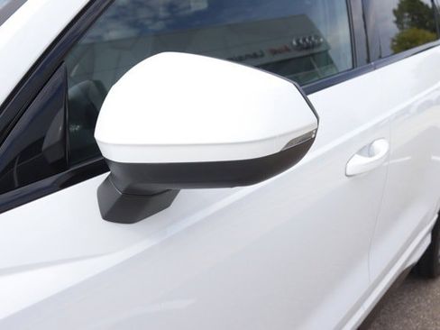 Used 2023 Audi Q3 2.0T Premium Plus w/ Premium Plus Package image 13