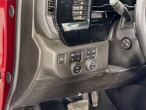 Used 2024 Chevrolet Silverado 1500 LTZ AWD/4WD image 4