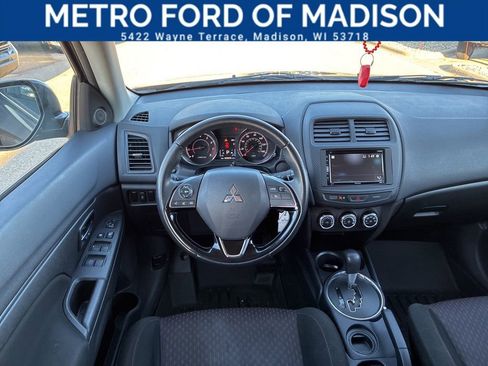 Used 2017 Mitsubishi Outlander Sport ES image 12