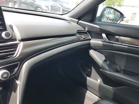 Used 2019 Honda Accord Sport image 25