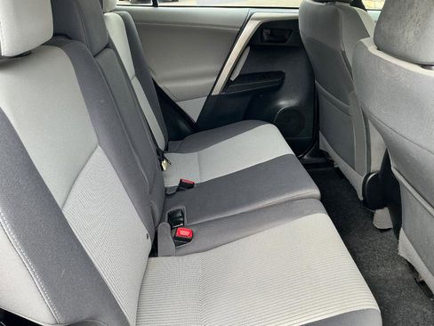 Used 2013 Toyota RAV4 XLE image 11