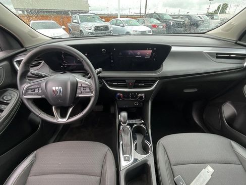 Used 2024 Buick Encore GX Preferred FWD image 7