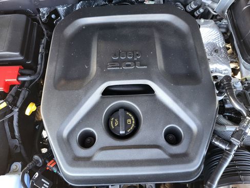 New 2026 Jeep Wrangler Sport AWD/4WD image 32