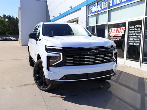 New 2026 Chevrolet Suburban High Country AWD/4WD image 50