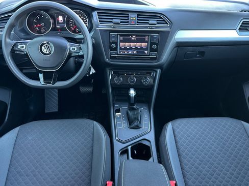 Used 2021 Volkswagen Tiguan S image 13