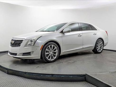 Used 2017 Cadillac XTS Luxury w/ Driver Awareness Package FWD image 2