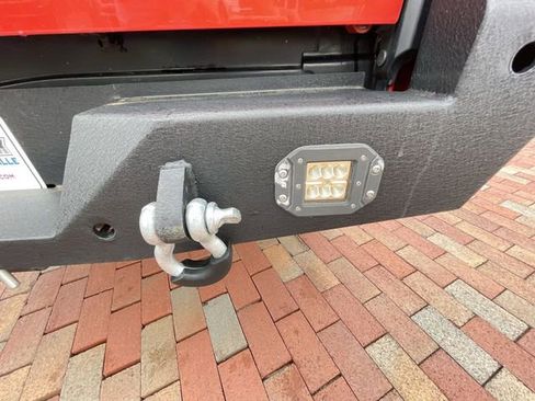 Used 2016 Toyota Tacoma TRD Off-Road w/ Towing Package AWD/4WD image 32