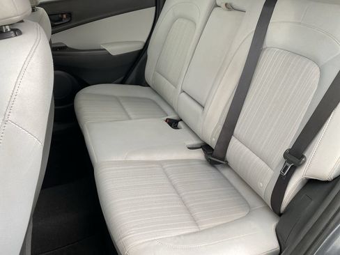 Used 2022 Hyundai Kona SEL FWD image 27