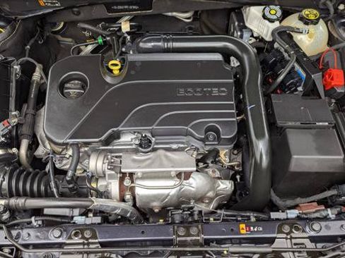 Used 2023 Chevrolet Malibu LT FWD image 29